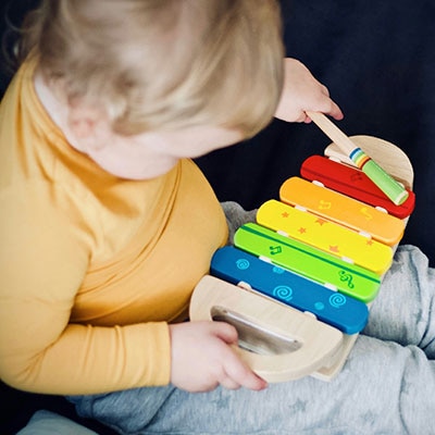 Juguetes e instrumentos musicales